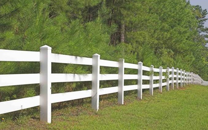 How Much Does Ranch Fence Installation Cost per Foot