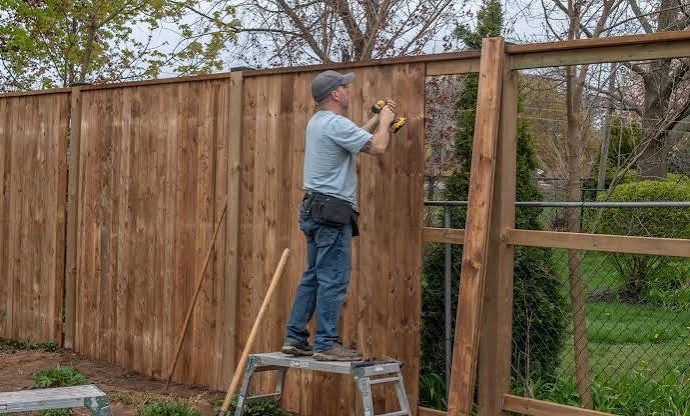 Questions to Ask Before Hiring a Farm Fence Company